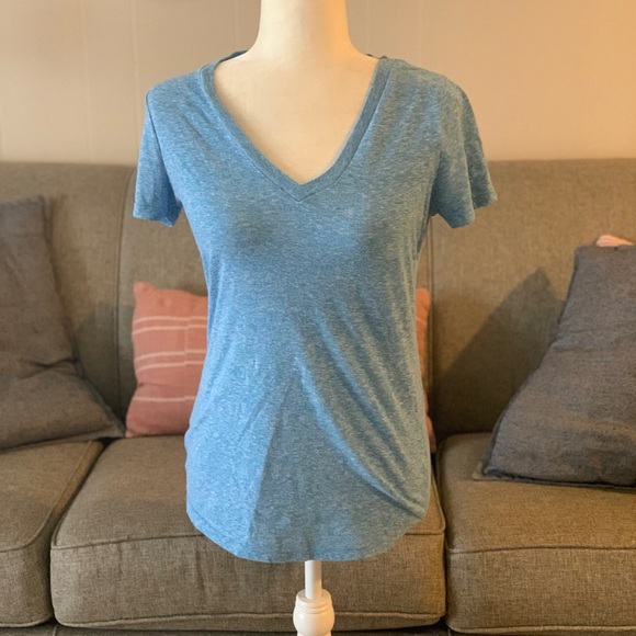 Mossimo V- Neck Tee - Picture 1 of 6